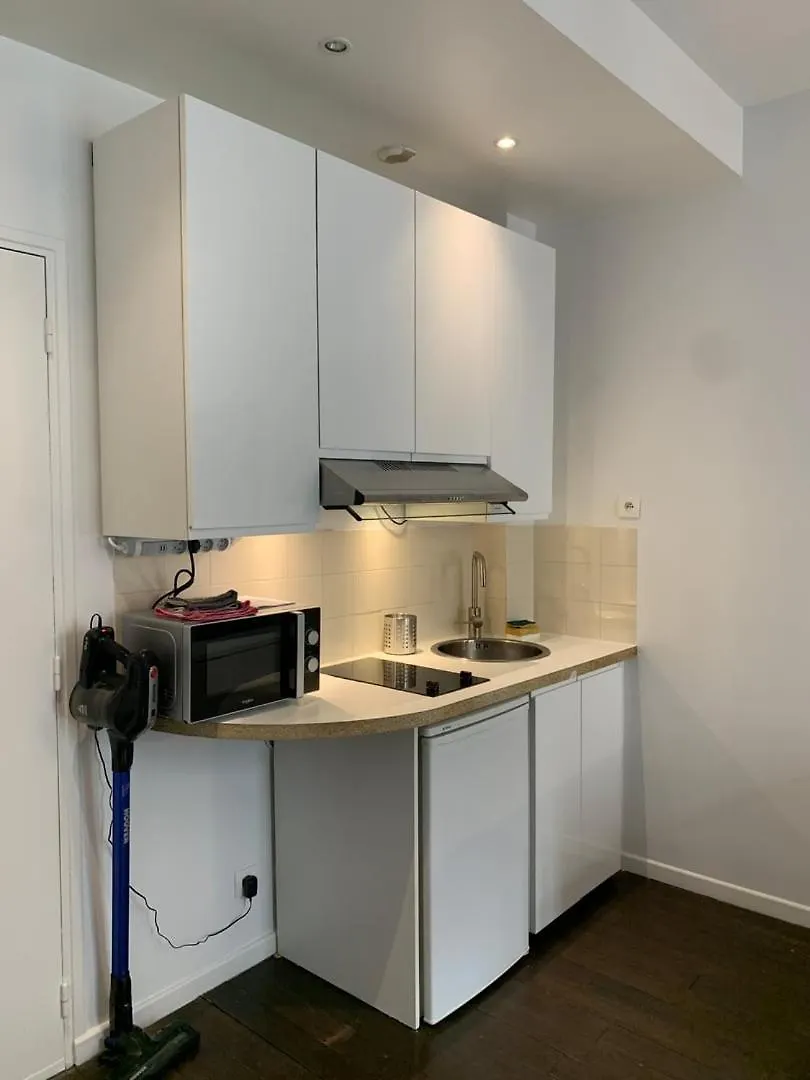 Charming Apartment Close To Bercy Paris France